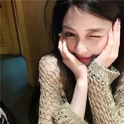 唇彩间谍